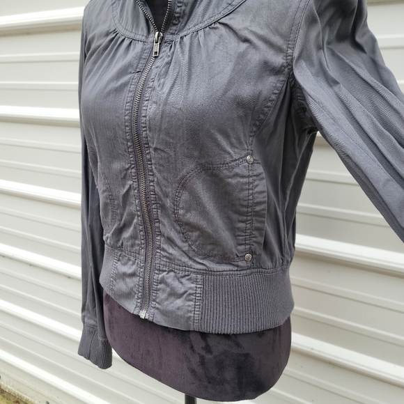 Miley Cyrus Max Azria Juniors Sz L Jacket Zip Lightweight Casual Gray Pockets - Picture 7 of 10